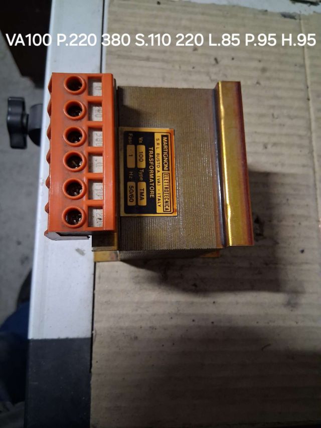 TRASFORMATORE DA VA.10 PRI. 220 380 SEC. 110 220 LUN.85 PRF.95 ALT.95