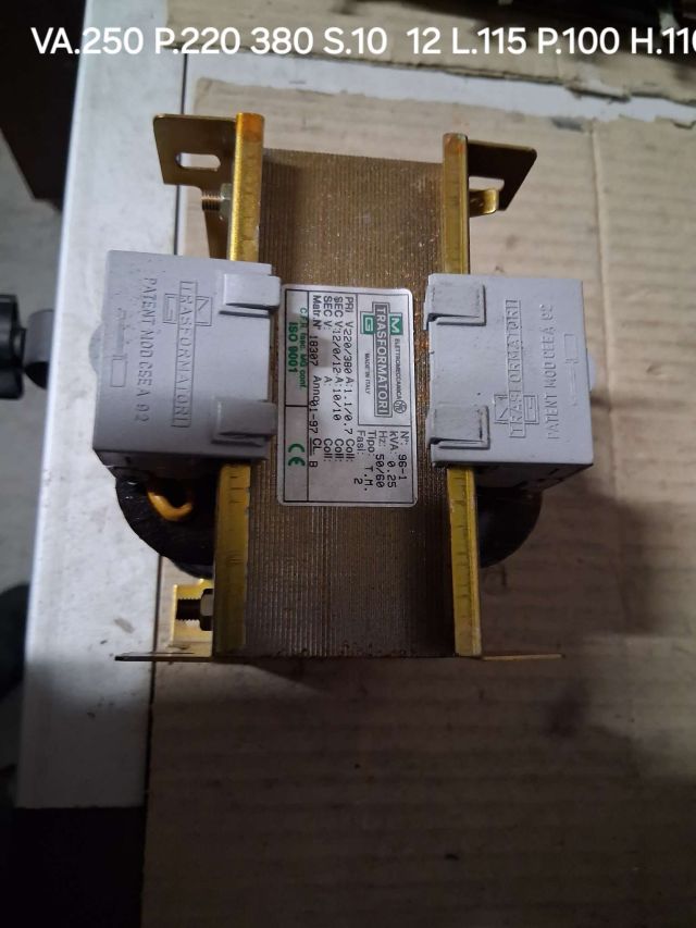 TRASFORMATORE DA VA. 250 PRI. 220 380 SEC. 10 12 LUN.115 PRF.100 ALT.110